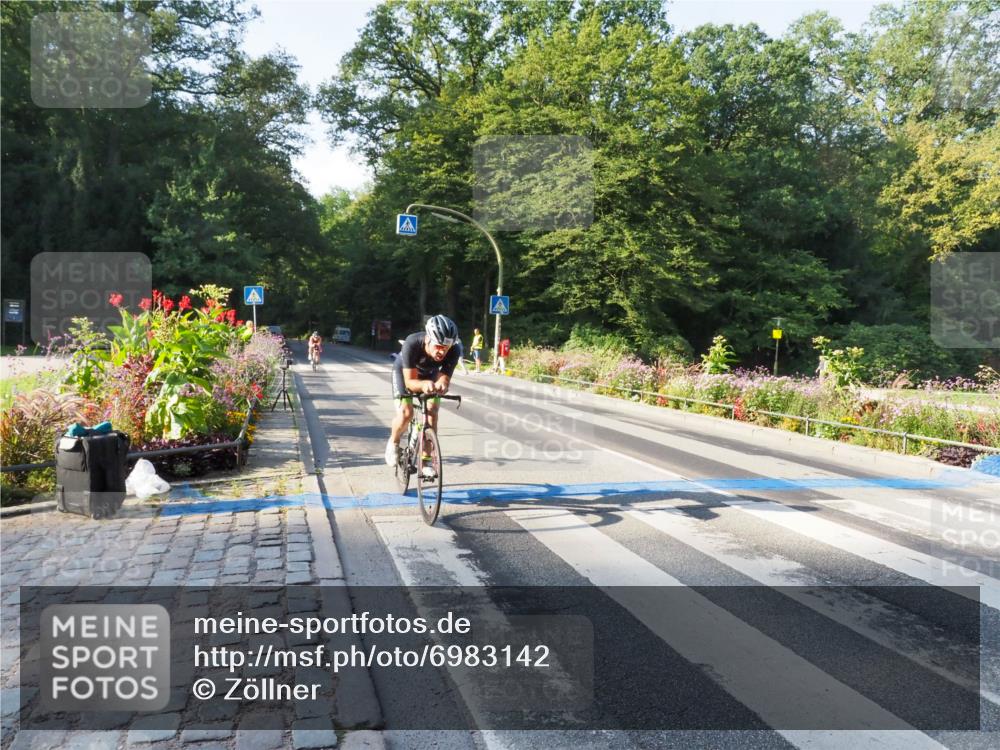 08.09.2024 - Stadtparktriathlon Zöllner http://msf.ph/oto/6983142 08.09.2024 09:29:09 Radfahren 90, 99, 121 meine-sportfotos.de