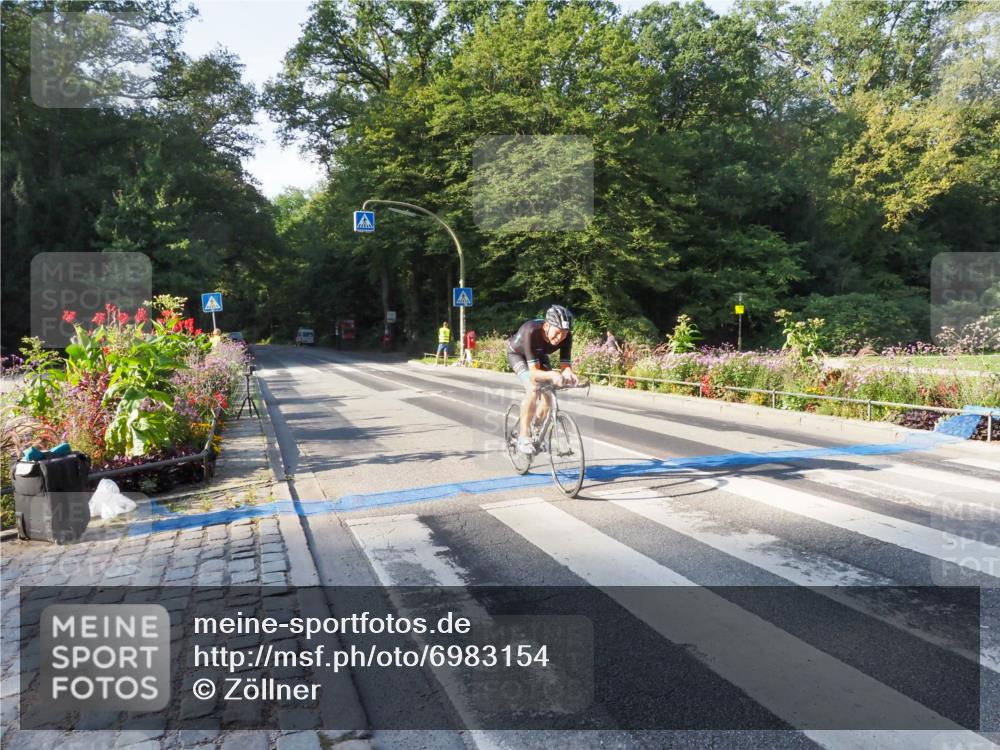08.09.2024 - Stadtparktriathlon Zöllner http://msf.ph/oto/6983154 08.09.2024 09:29:19 Radfahren 121 meine-sportfotos.de