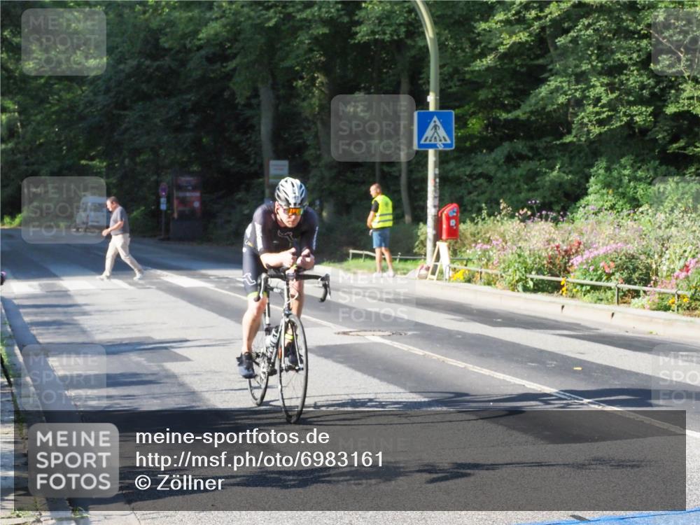 08.09.2024 - Stadtparktriathlon Zöllner http://msf.ph/oto/6983161 08.09.2024 09:29:32 Radfahren 108, 117 meine-sportfotos.de