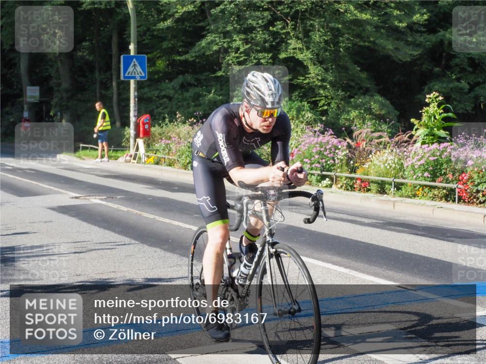 08.09.2024 - Stadtparktriathlon Zöllner http://msf.ph/oto/6983167 08.09.2024 09:29:32 Radfahren 108, 117 meine-sportfotos.de