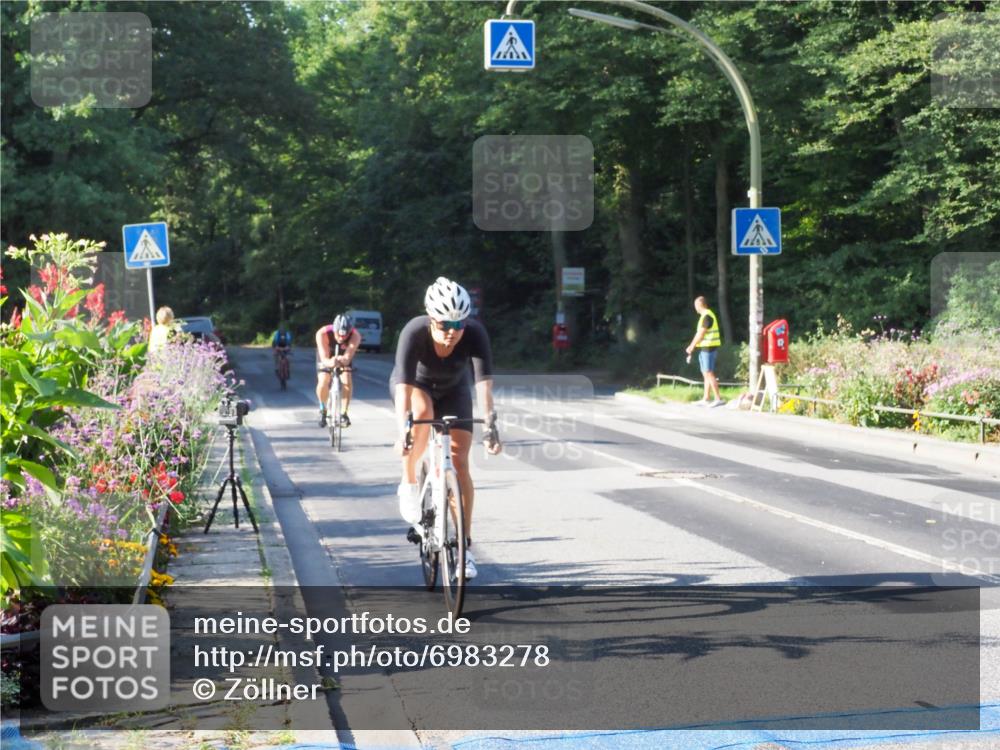 08.09.2024 - Stadtparktriathlon Zöllner http://msf.ph/oto/6983278 08.09.2024 09:31:04 Radfahren 97, 174, 178 meine-sportfotos.de