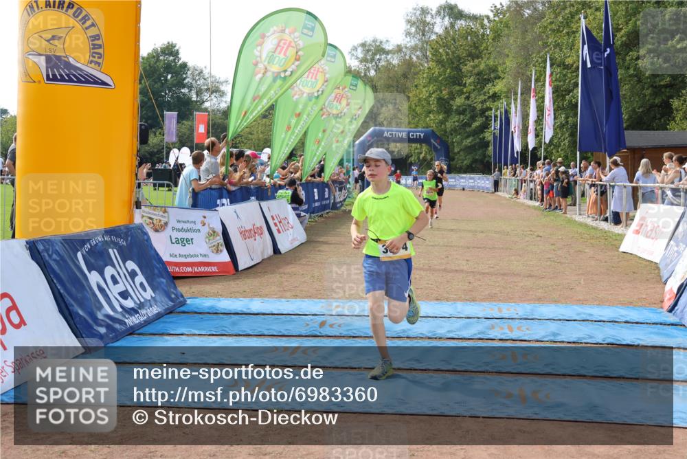08.09.2024 - Airport Race Strokosch-Dieckow http://msf.ph/oto/6983360 08.09.2024 12:03:19 Ziel 2614, 3074, 3081 meine-sportfotos.de