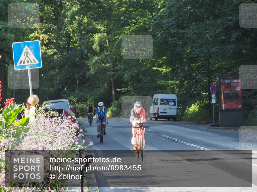 08.09.2024 - Stadtparktriathlon Zöllner http://msf.ph/oto/6983455 08.09.2024 09:33:04 Radfahren 101, 128, 132, 169, 176 meine-sportfotos.de