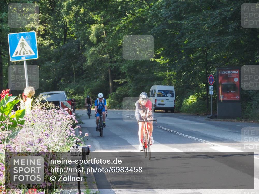 08.09.2024 - Stadtparktriathlon Zöllner http://msf.ph/oto/6983458 08.09.2024 09:33:04 Radfahren 101, 128, 132, 169, 176 meine-sportfotos.de