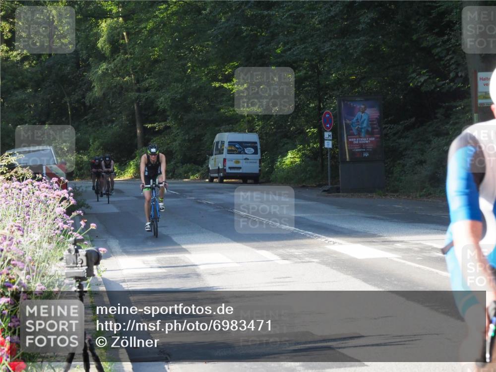 08.09.2024 - Stadtparktriathlon Zöllner http://msf.ph/oto/6983471 08.09.2024 09:33:09 Radfahren 101, 111, 132, 157, 171, 176 meine-sportfotos.de