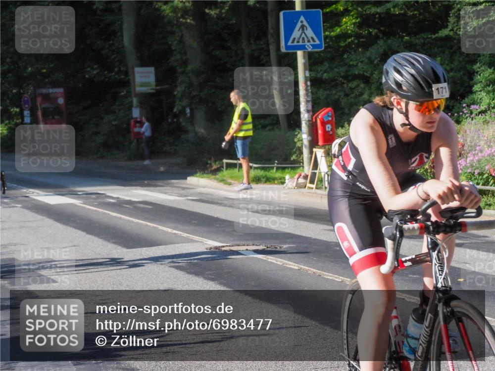 08.09.2024 - Stadtparktriathlon Zöllner http://msf.ph/oto/6983477 08.09.2024 09:33:16 Radfahren 111, 132, 157, 167, 171 meine-sportfotos.de