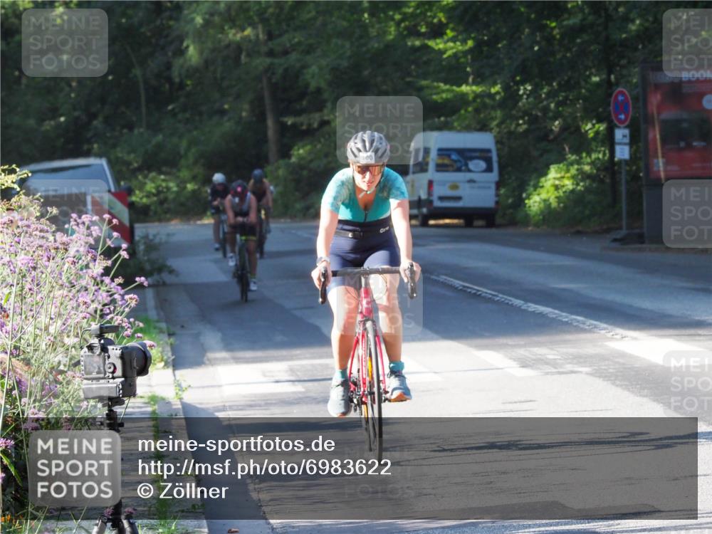 08.09.2024 - Stadtparktriathlon Zöllner http://msf.ph/oto/6983622 08.09.2024 09:35:38 Radfahren 100, 103, 146, 161, 166 meine-sportfotos.de