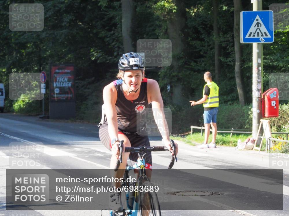 08.09.2024 - Stadtparktriathlon Zöllner http://msf.ph/oto/6983689 08.09.2024 09:36:09 Radfahren 143 meine-sportfotos.de