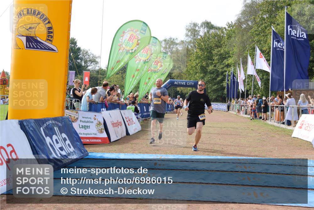 08.09.2024 - Airport Race Strokosch-Dieckow http://msf.ph/oto/6986015 08.09.2024 12:04:16 Ziel 32, 2633, 2784, 3139 meine-sportfotos.de