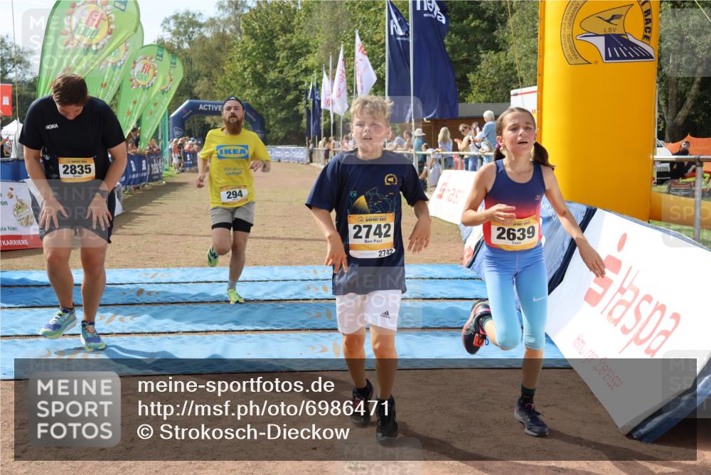 08.09.2024 - Airport Race Strokosch-Dieckow http://msf.ph/oto/6986471 08.09.2024 12:05:49 Ziel 52, 294, 2639, 2654, 2742, 2786, 2835, 2887, 3005, 3028 meine-sportfotos.de