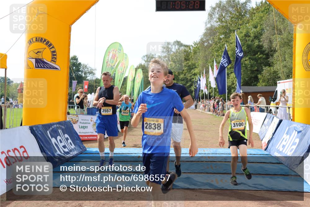 08.09.2024 - Airport Race Strokosch-Dieckow http://msf.ph/oto/6986557 08.09.2024 12:06:09 Ziel 582, 669, 2527, 2557, 2606, 2838, 3058, 3099, 3100, 3129 meine-sportfotos.de