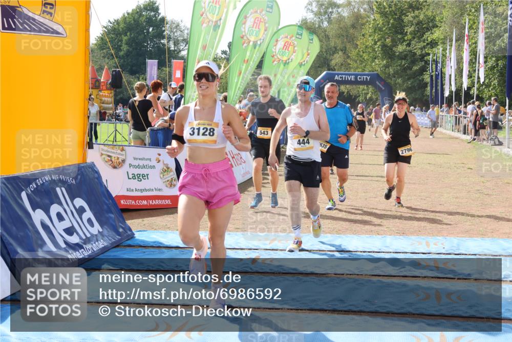 08.09.2024 - Airport Race Strokosch-Dieckow http://msf.ph/oto/6986592 08.09.2024 12:18:31 Ziel 38, 444, 492, 543, 2554, 2635, 2754, 2796, 3018, 3128 meine-sportfotos.de