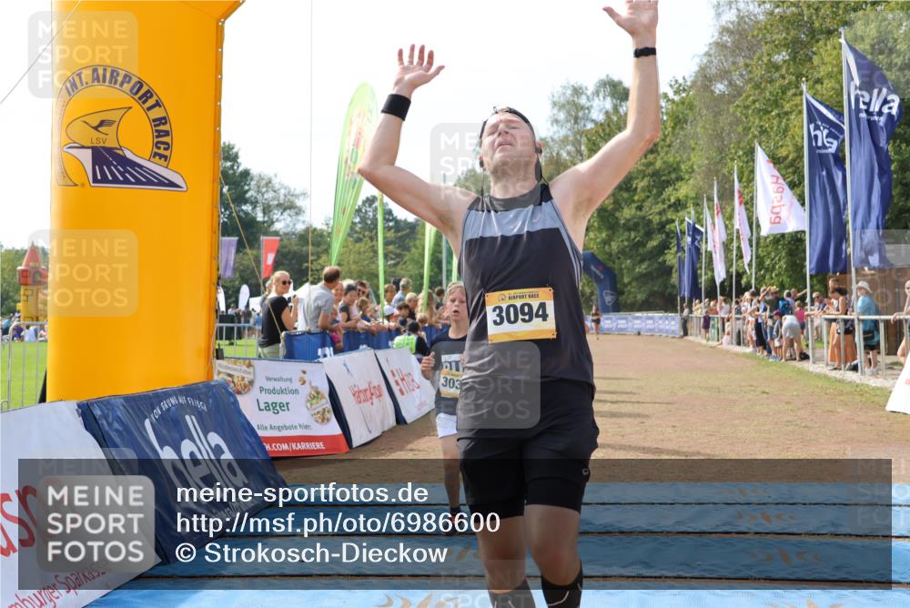 08.09.2024 - Airport Race Strokosch-Dieckow http://msf.ph/oto/6986600 08.09.2024 12:06:35 Ziel 2868, 3035, 3094 meine-sportfotos.de