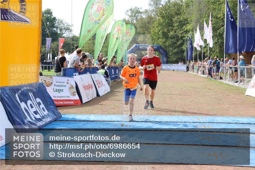 08.09.2024 - Airport Race Strokosch-Dieckow http://msf.ph/oto/6986654 08.09.2024 12:06:56 Ziel 434, 2699, 2733, 2807, 3019 meine-sportfotos.de
