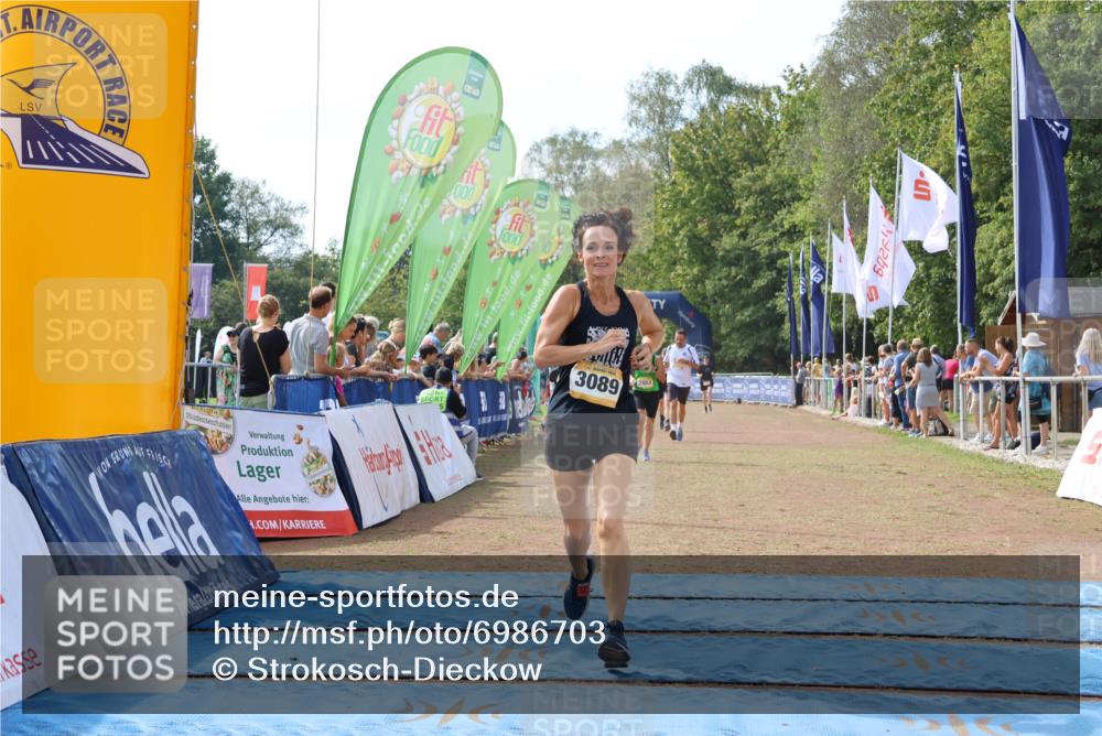 08.09.2024 - Airport Race Strokosch-Dieckow http://msf.ph/oto/6986703 08.09.2024 12:07:23 Ziel 2520, 2806, 2853, 3089 meine-sportfotos.de