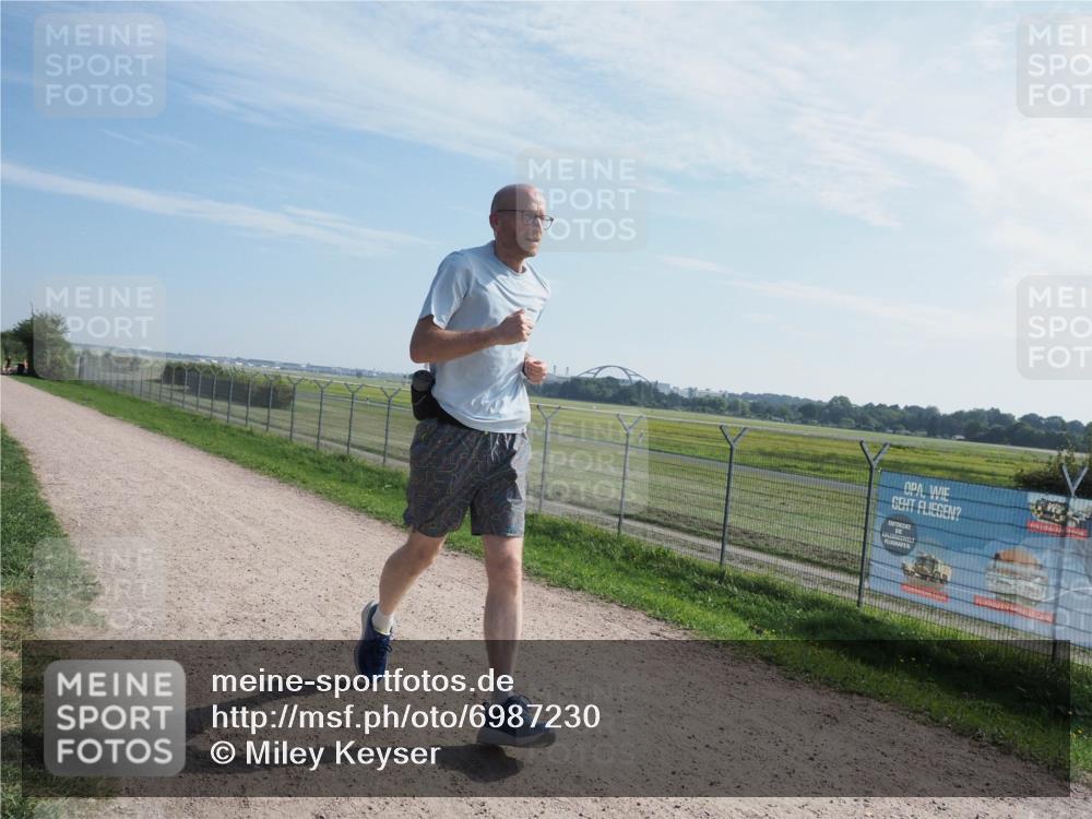 08.09.2024 - Airport Race Miley Keyser http://msf.ph/oto/6987230 08.09.2024 11:30:49 Laufen OLYMPUS, DIGITAL, CAMERA meine-sportfotos.de