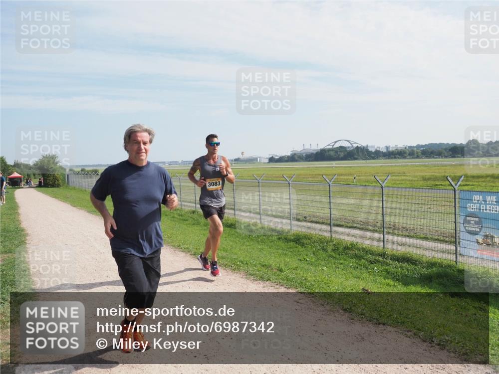 08.09.2024 - Airport Race Miley Keyser http://msf.ph/oto/6987342 08.09.2024 11:49:55 Laufen OLYMPUS, DIGITAL, CAMERA meine-sportfotos.de