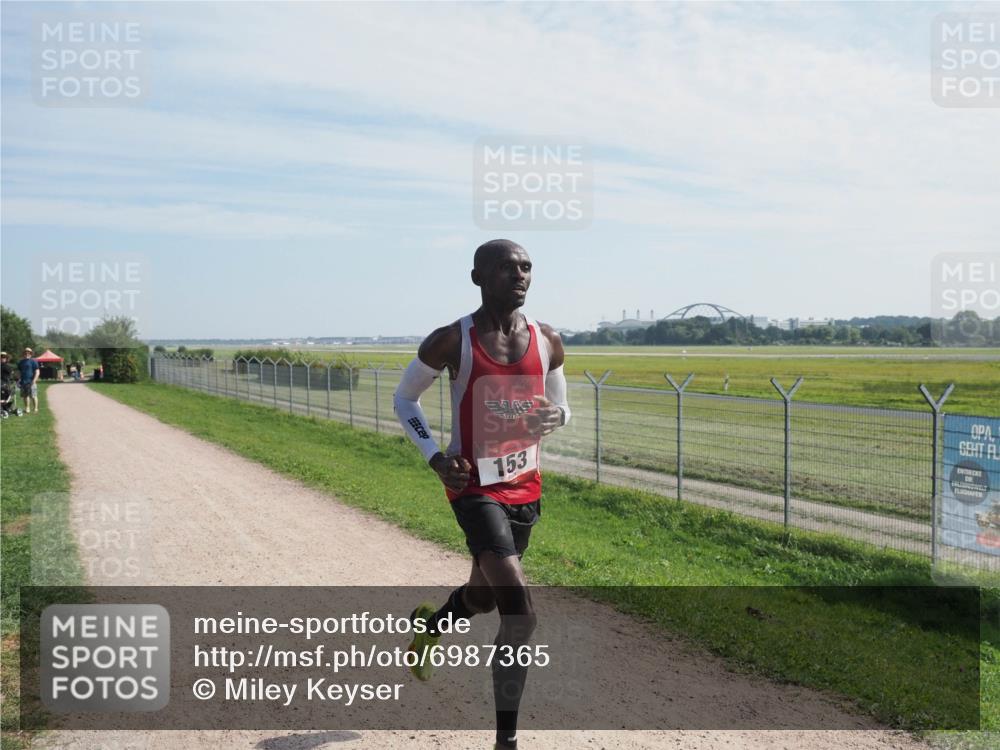 08.09.2024 - Airport Race Miley Keyser http://msf.ph/oto/6987365 08.09.2024 11:50:48 Laufen OLYMPUS, DIGITAL, CAMERA meine-sportfotos.de