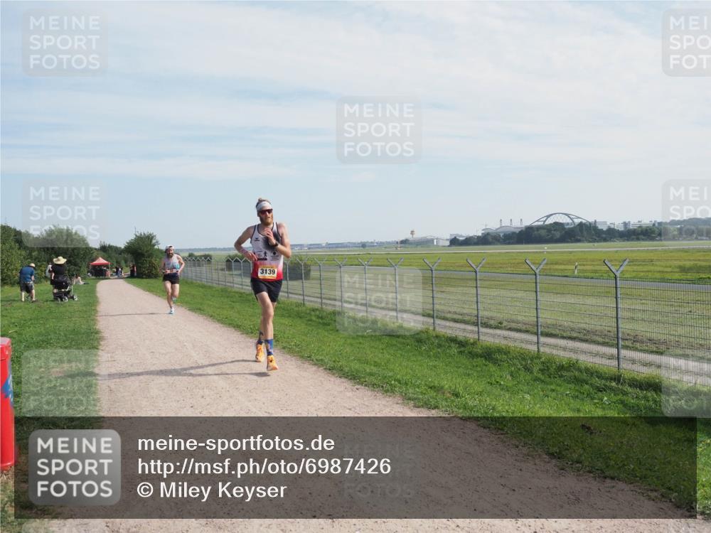 08.09.2024 - Airport Race Miley Keyser http://msf.ph/oto/6987426 08.09.2024 11:53:02 Laufen OLYMPUS, DIGITAL, CAMERA meine-sportfotos.de