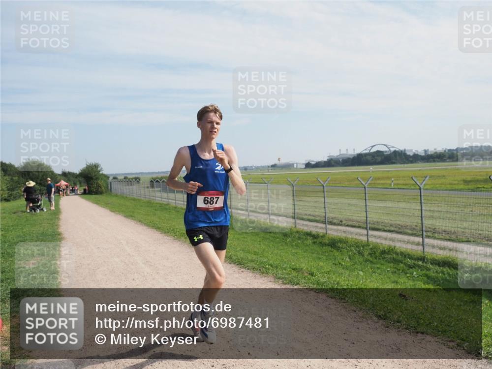 08.09.2024 - Airport Race Miley Keyser http://msf.ph/oto/6987481 08.09.2024 11:53:52 Laufen OLYMPUS, DIGITAL, CAMERA meine-sportfotos.de