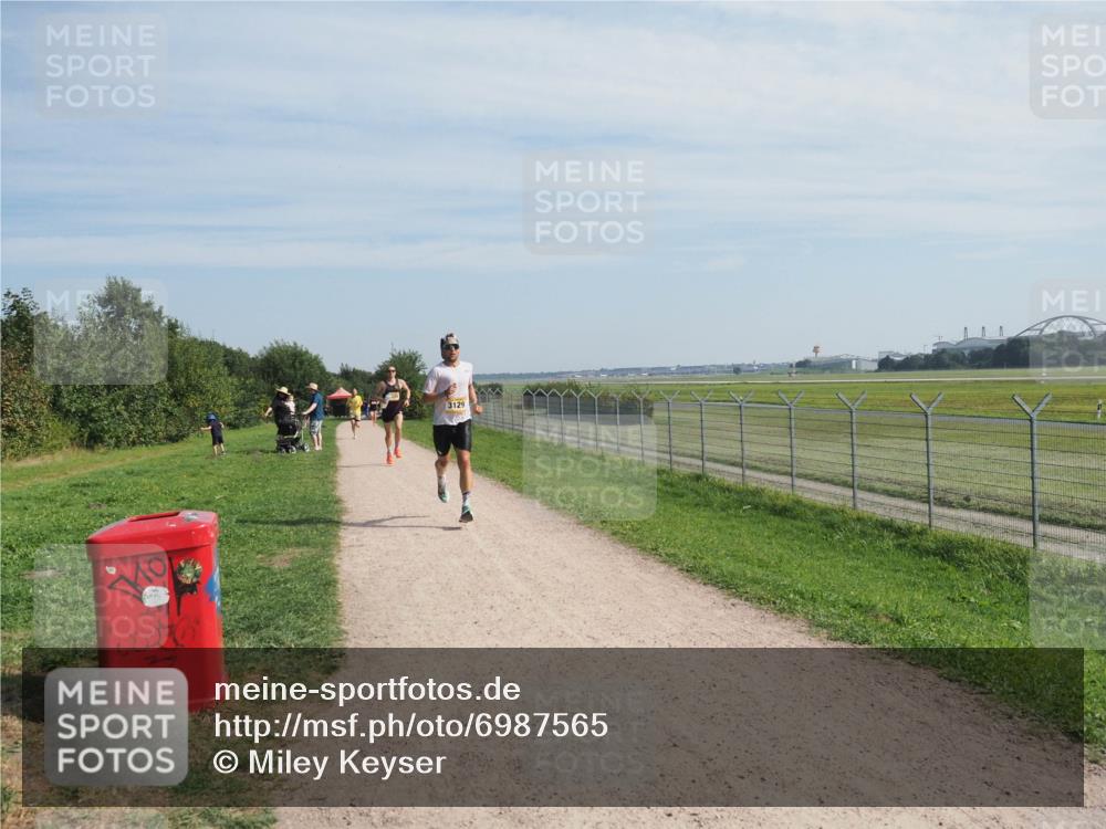 08.09.2024 - Airport Race Miley Keyser http://msf.ph/oto/6987565 08.09.2024 11:54:24 Laufen OLYMPUS, DIGITAL, CAMERA meine-sportfotos.de