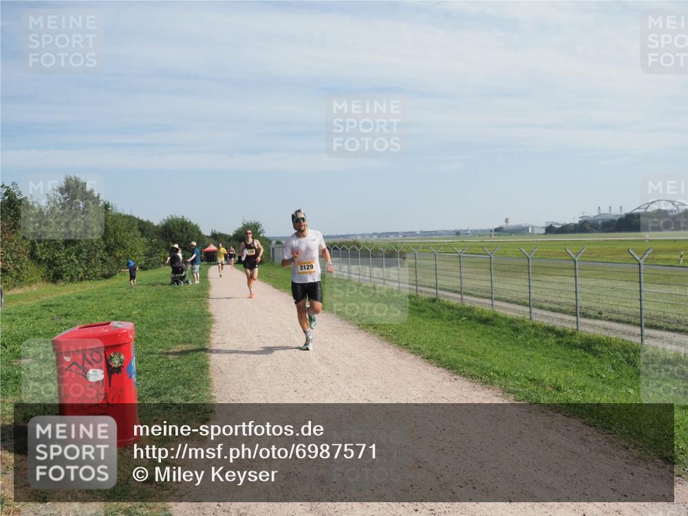 08.09.2024 - Airport Race Miley Keyser http://msf.ph/oto/6987571 08.09.2024 11:54:25 Laufen OLYMPUS, DIGITAL, CAMERA meine-sportfotos.de