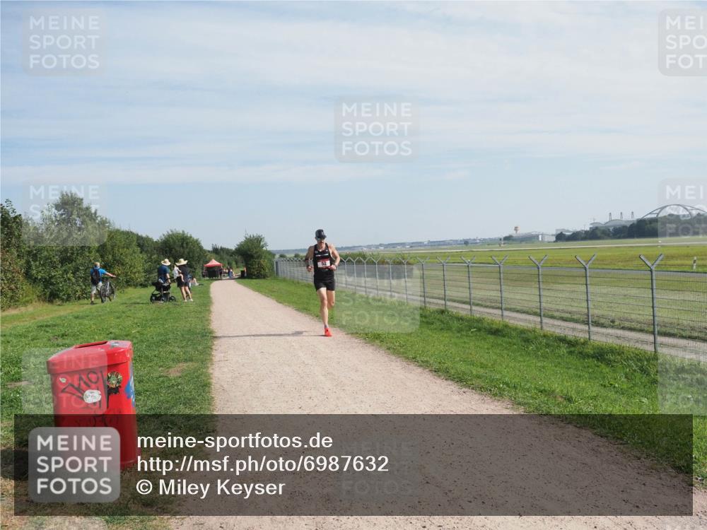 08.09.2024 - Airport Race Miley Keyser http://msf.ph/oto/6987632 08.09.2024 11:54:35 Laufen OLYMPUS, DIGITAL, CAMERA meine-sportfotos.de