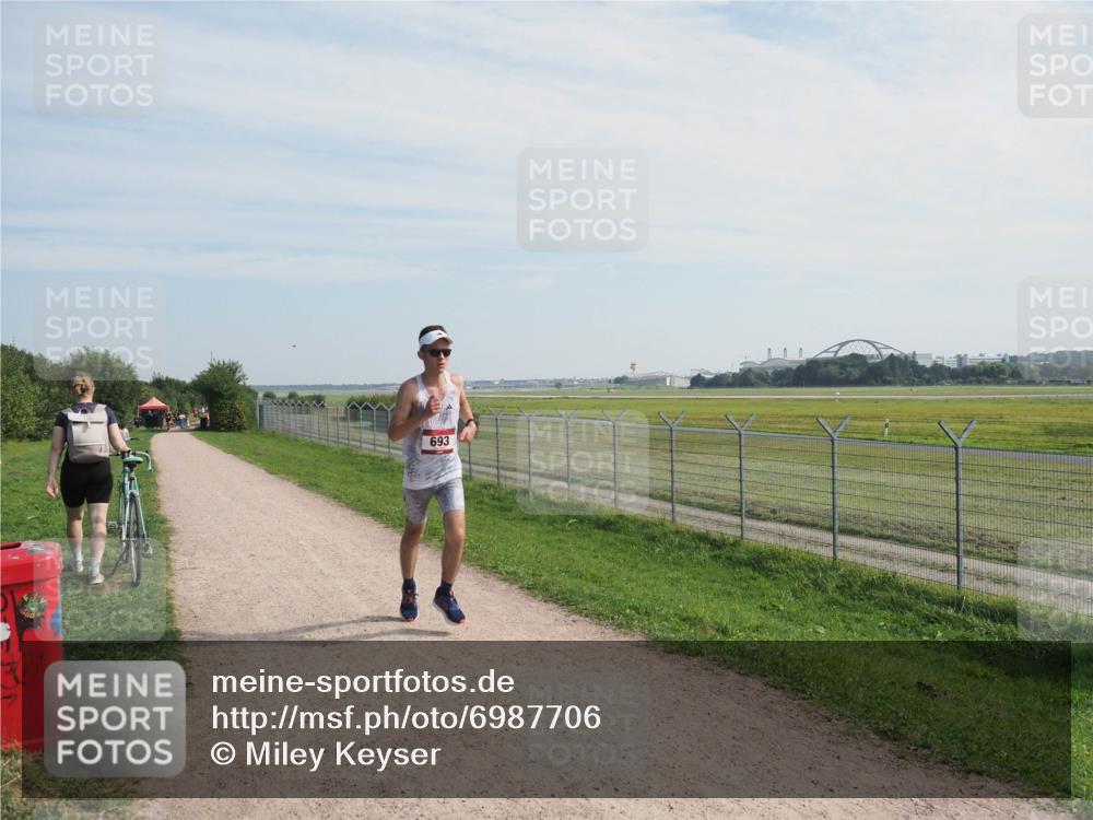 08.09.2024 - Airport Race Miley Keyser http://msf.ph/oto/6987706 08.09.2024 11:56:13 Laufen OLYMPUS, DIGITAL, CAMERA meine-sportfotos.de