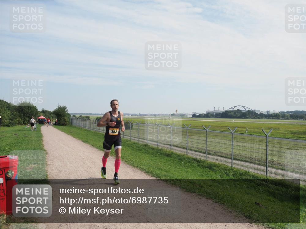 08.09.2024 - Airport Race Miley Keyser http://msf.ph/oto/6987735 08.09.2024 11:56:33 Laufen OLYMPUS, DIGITAL, CAMERA meine-sportfotos.de