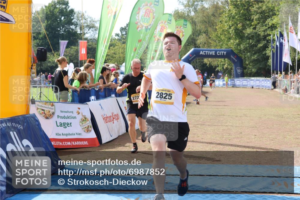 08.09.2024 - Airport Race Strokosch-Dieckow http://msf.ph/oto/6987852 08.09.2024 12:09:32 Ziel 470, 2551, 2728, 2825 meine-sportfotos.de