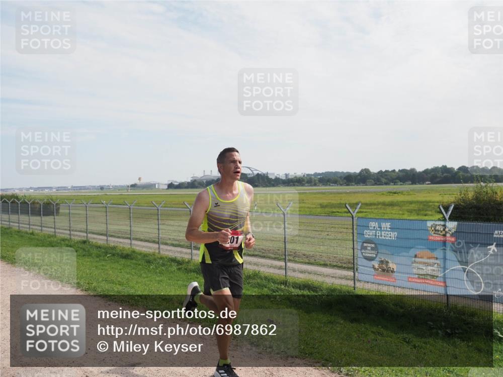 08.09.2024 - Airport Race Miley Keyser http://msf.ph/oto/6987862 08.09.2024 11:57:09 Laufen OLYMPUS, DIGITAL, CAMERA meine-sportfotos.de