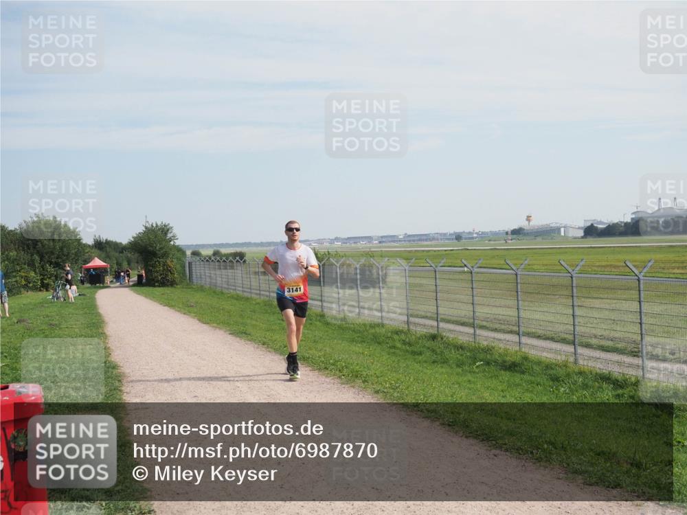 08.09.2024 - Airport Race Miley Keyser http://msf.ph/oto/6987870 08.09.2024 11:57:18 Laufen OLYMPUS, DIGITAL, CAMERA meine-sportfotos.de