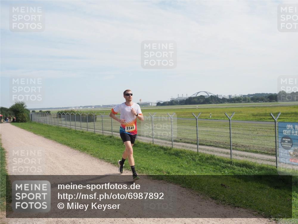 08.09.2024 - Airport Race Miley Keyser http://msf.ph/oto/6987892 08.09.2024 11:57:19 Laufen OLYMPUS, DIGITAL, CAMERA meine-sportfotos.de
