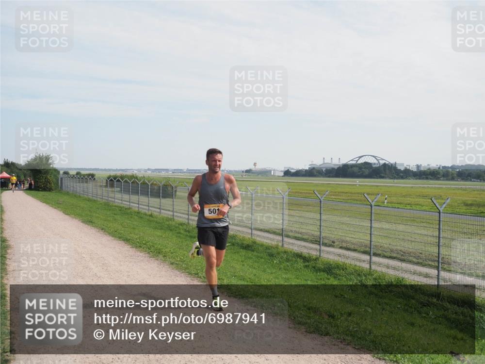 08.09.2024 - Airport Race Miley Keyser http://msf.ph/oto/6987941 08.09.2024 11:58:01 Laufen OLYMPUS, DIGITAL, CAMERA meine-sportfotos.de