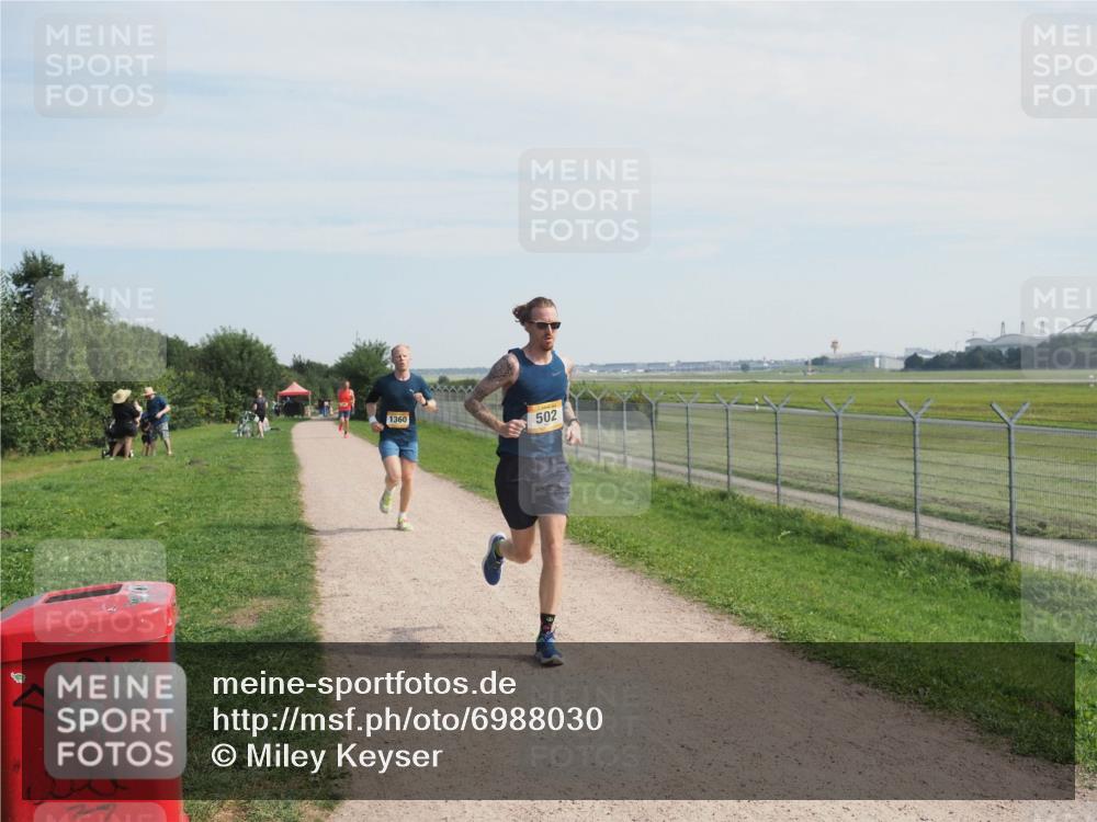 08.09.2024 - Airport Race Miley Keyser http://msf.ph/oto/6988030 08.09.2024 11:58:32 Laufen OLYMPUS, DIGITAL, CAMERA meine-sportfotos.de