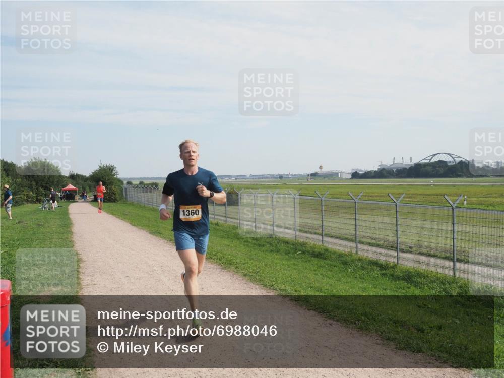 08.09.2024 - Airport Race Miley Keyser http://msf.ph/oto/6988046 08.09.2024 11:58:34 Laufen OLYMPUS, DIGITAL, CAMERA meine-sportfotos.de