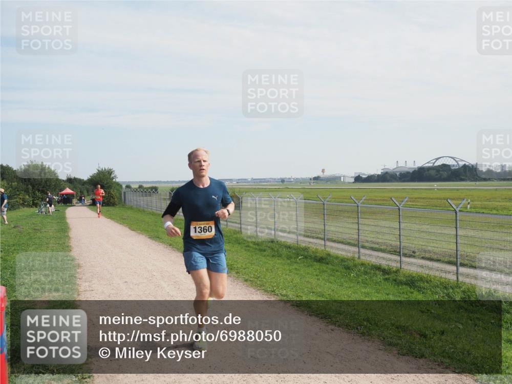 08.09.2024 - Airport Race Miley Keyser http://msf.ph/oto/6988050 08.09.2024 11:58:34 Laufen OLYMPUS, DIGITAL, CAMERA meine-sportfotos.de