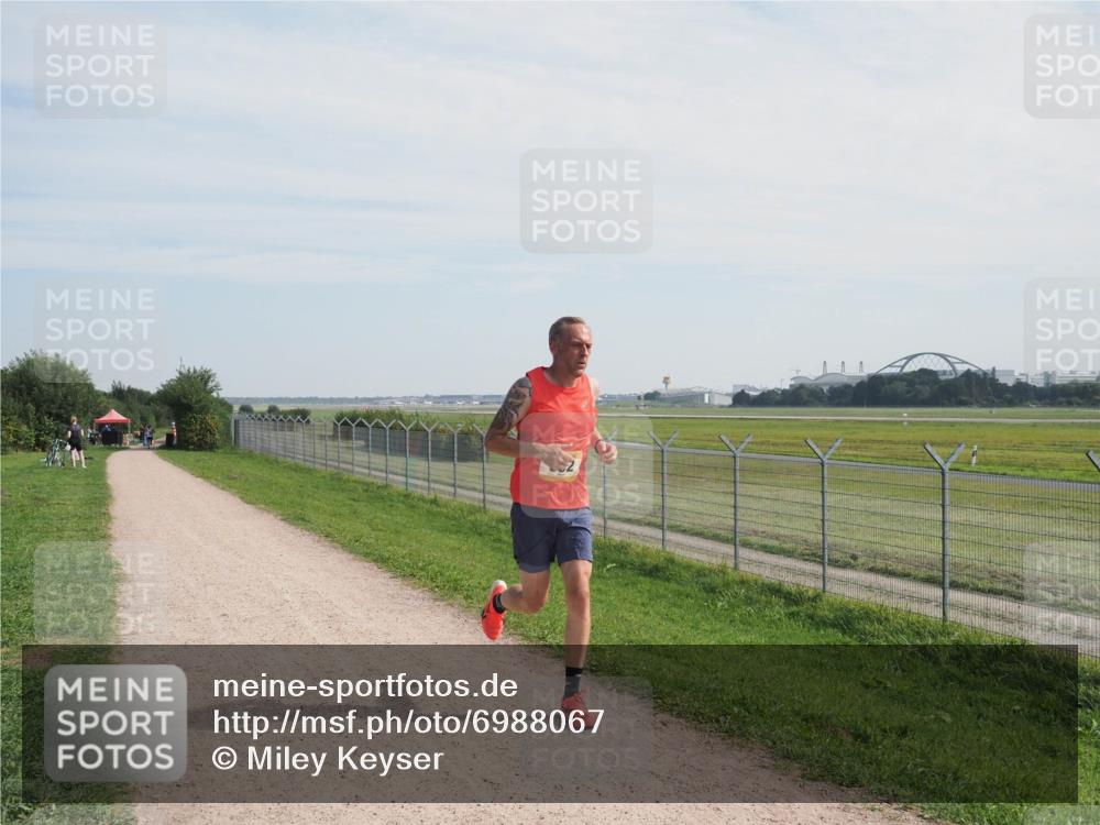 08.09.2024 - Airport Race Miley Keyser http://msf.ph/oto/6988067 08.09.2024 11:58:42 Laufen OLYMPUS, DIGITAL, CAMERA meine-sportfotos.de