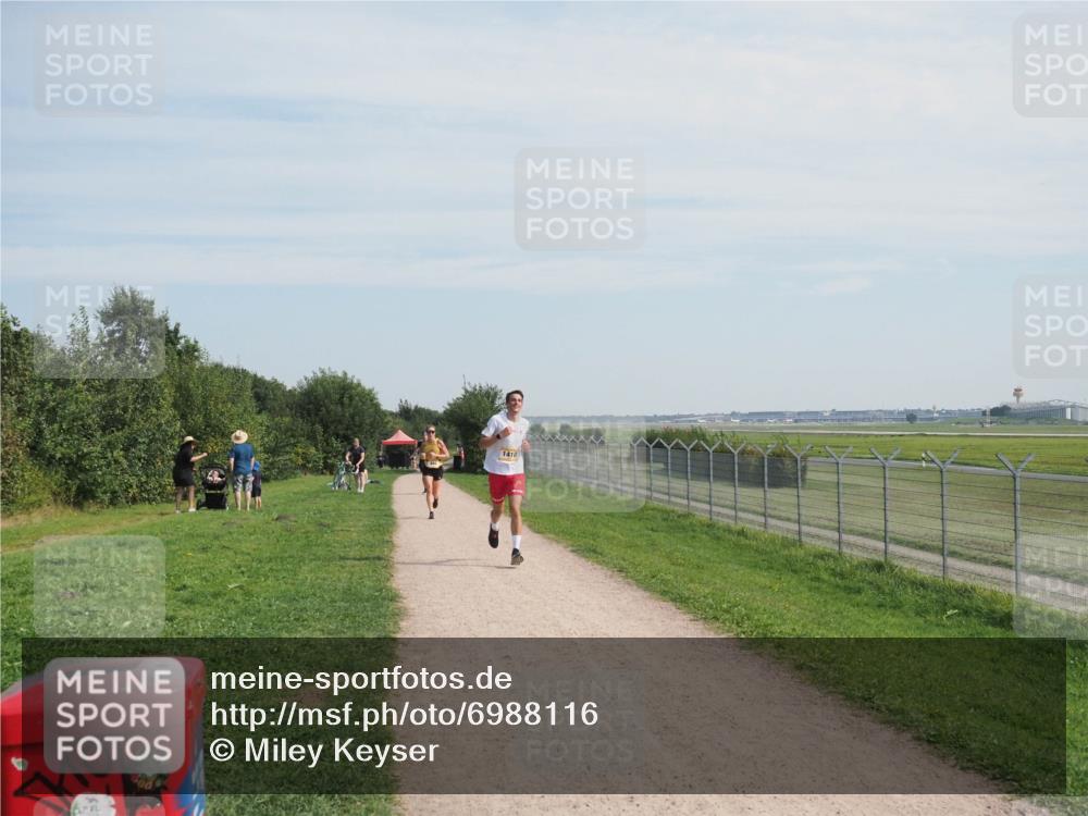 08.09.2024 - Airport Race Miley Keyser http://msf.ph/oto/6988116 08.09.2024 11:59:27 Laufen OLYMPUS, DIGITAL, CAMERA meine-sportfotos.de