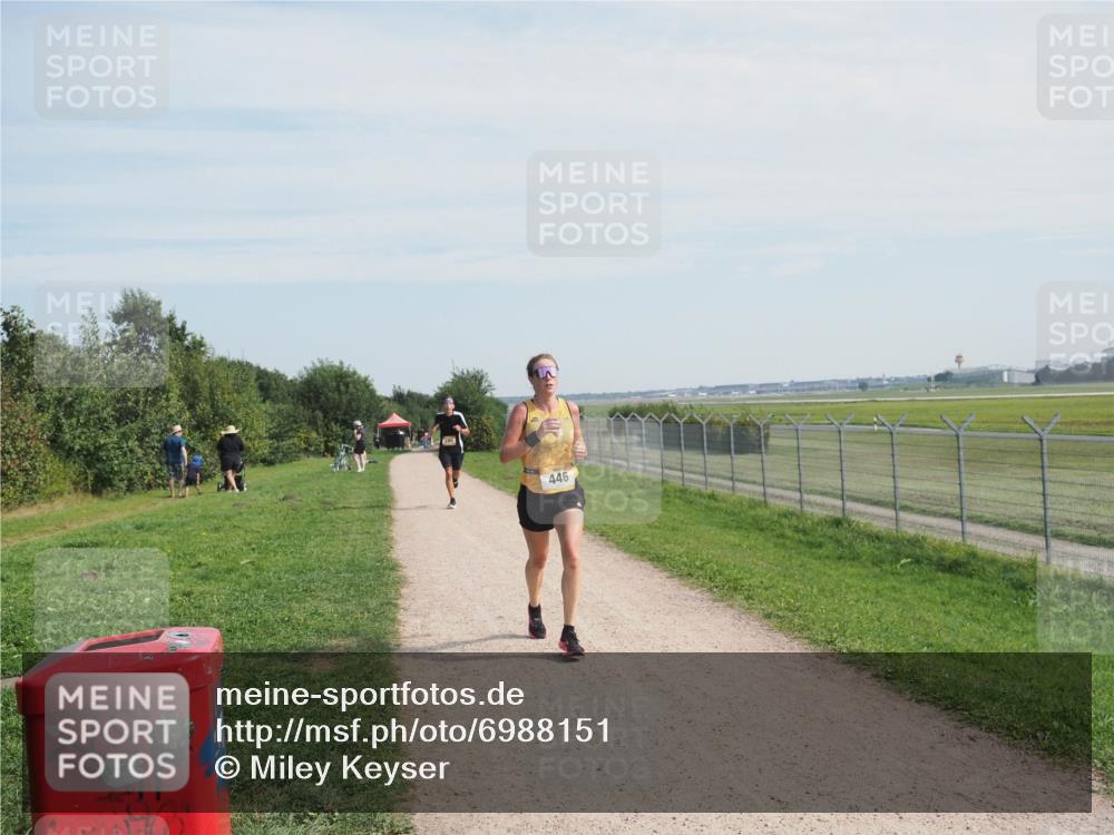 08.09.2024 - Airport Race Miley Keyser http://msf.ph/oto/6988151 08.09.2024 11:59:31 Laufen OLYMPUS, DIGITAL, CAMERA meine-sportfotos.de