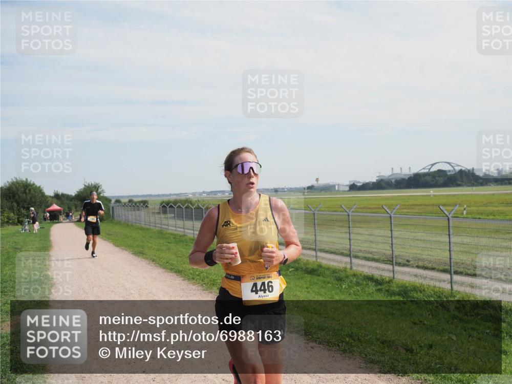 08.09.2024 - Airport Race Miley Keyser http://msf.ph/oto/6988163 08.09.2024 11:59:33 Laufen OLYMPUS, DIGITAL, CAMERA meine-sportfotos.de