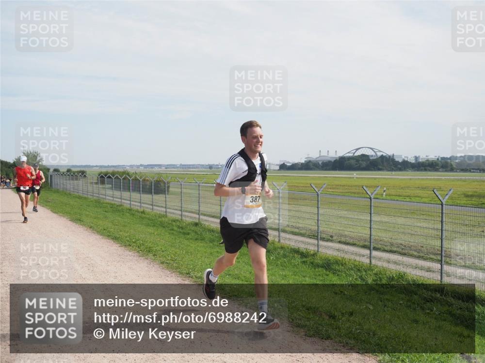 08.09.2024 - Airport Race Miley Keyser http://msf.ph/oto/6988242 08.09.2024 12:00:47 Laufen OLYMPUS, DIGITAL, CAMERA meine-sportfotos.de