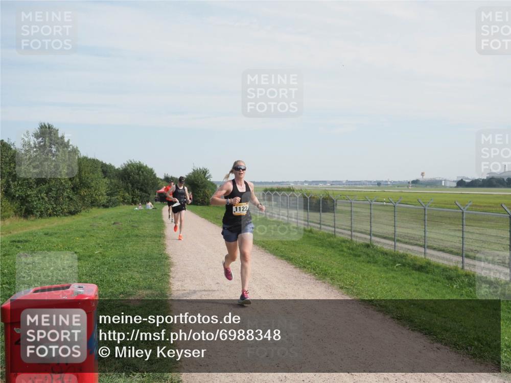 08.09.2024 - Airport Race Miley Keyser http://msf.ph/oto/6988348 08.09.2024 12:01:21 Laufen OLYMPUS, DIGITAL, CAMERA meine-sportfotos.de