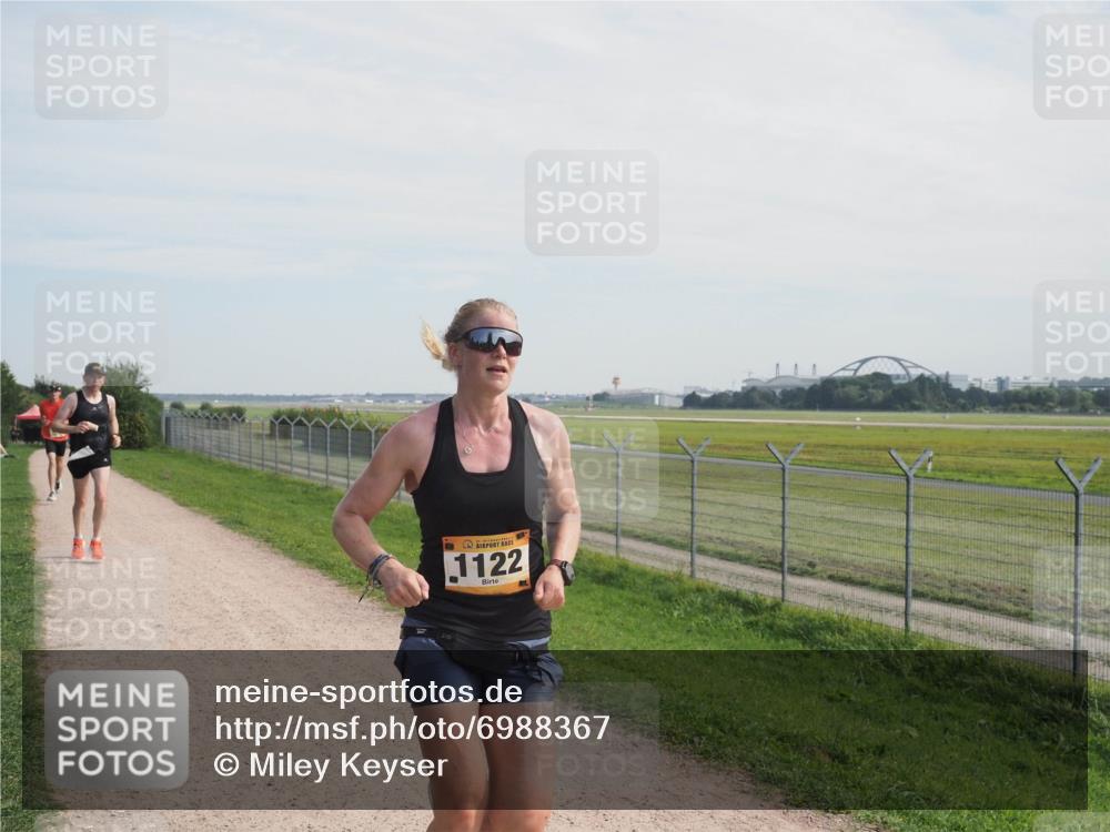 08.09.2024 - Airport Race Miley Keyser http://msf.ph/oto/6988367 08.09.2024 12:01:22 Laufen OLYMPUS, DIGITAL, CAMERA meine-sportfotos.de