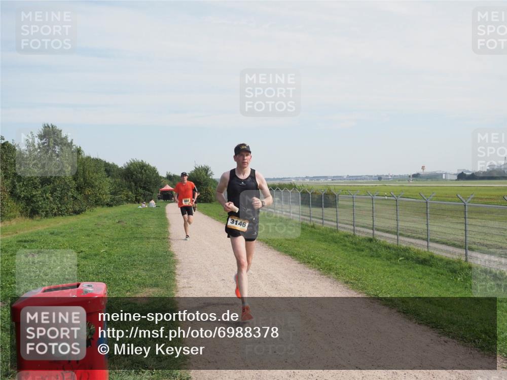 08.09.2024 - Airport Race Miley Keyser http://msf.ph/oto/6988378 08.09.2024 12:01:24 Laufen OLYMPUS, DIGITAL, CAMERA meine-sportfotos.de