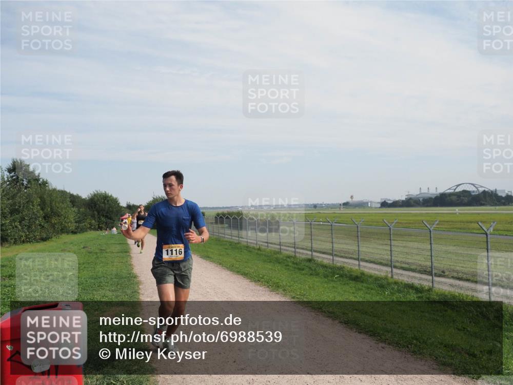 08.09.2024 - Airport Race Miley Keyser http://msf.ph/oto/6988539 08.09.2024 12:02:01 Laufen OLYMPUS, DIGITAL, CAMERA meine-sportfotos.de