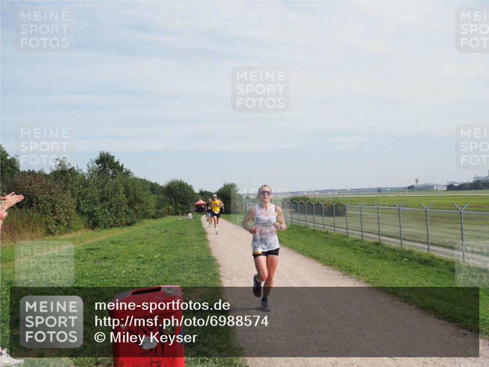 08.09.2024 - Airport Race Miley Keyser http://msf.ph/oto/6988574 08.09.2024 12:02:07 Laufen OLYMPUS, DIGITAL, CAMERA meine-sportfotos.de