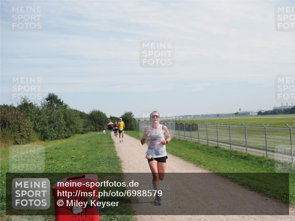 08.09.2024 - Airport Race Miley Keyser http://msf.ph/oto/6988579 08.09.2024 12:02:08 Laufen OLYMPUS, DIGITAL, CAMERA meine-sportfotos.de
