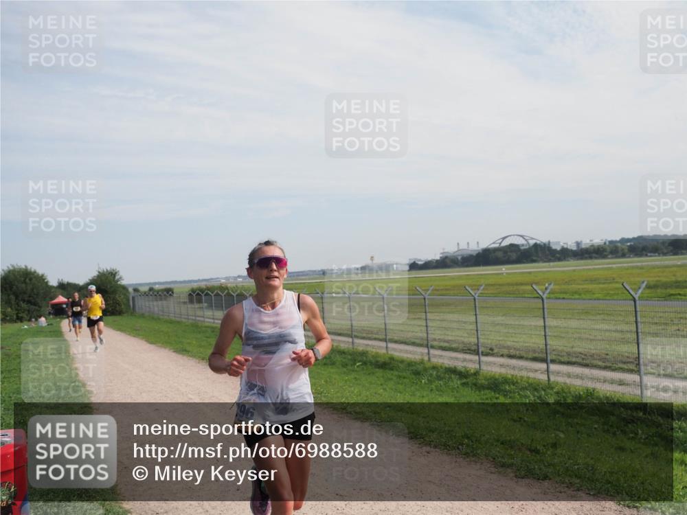 08.09.2024 - Airport Race Miley Keyser http://msf.ph/oto/6988588 08.09.2024 12:02:08 Laufen OLYMPUS, DIGITAL, CAMERA meine-sportfotos.de