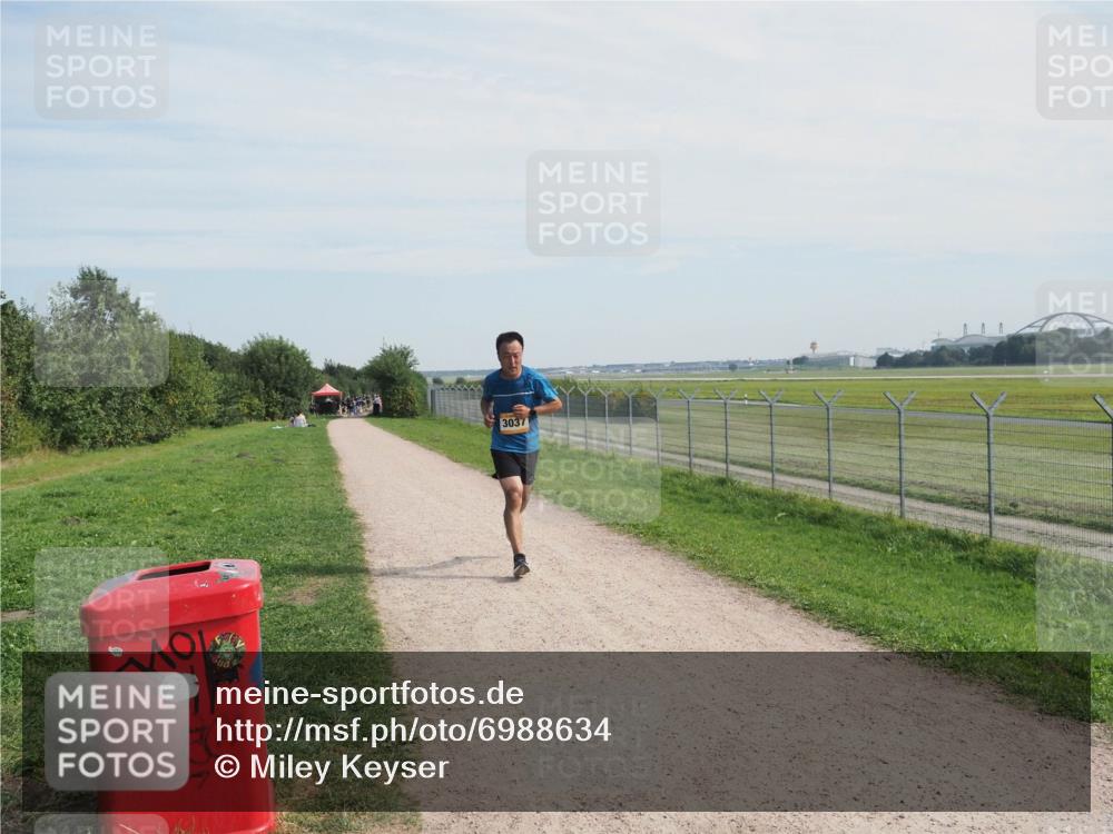 08.09.2024 - Airport Race Miley Keyser http://msf.ph/oto/6988634 08.09.2024 12:02:17 Laufen OLYMPUS, DIGITAL, CAMERA meine-sportfotos.de